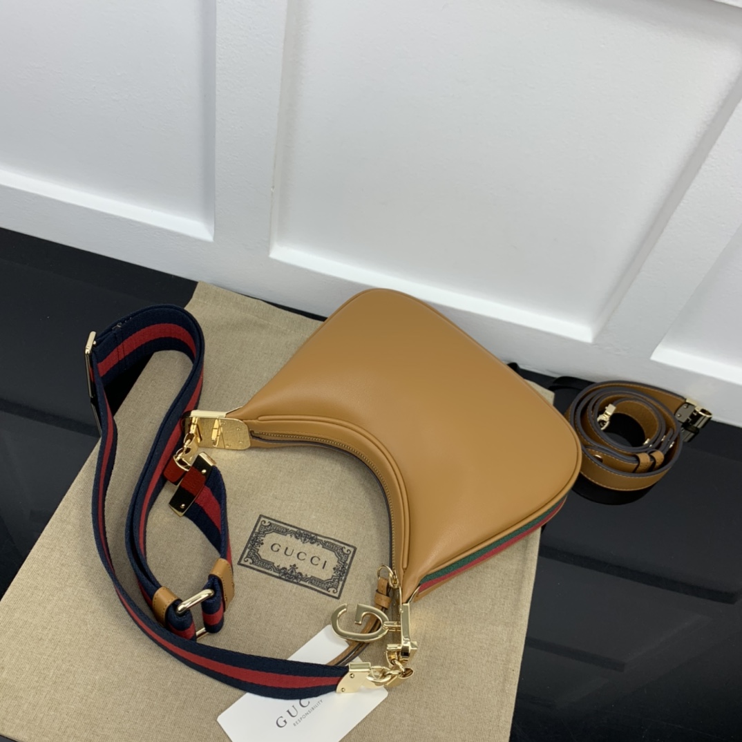 Gucci Hobo Bags